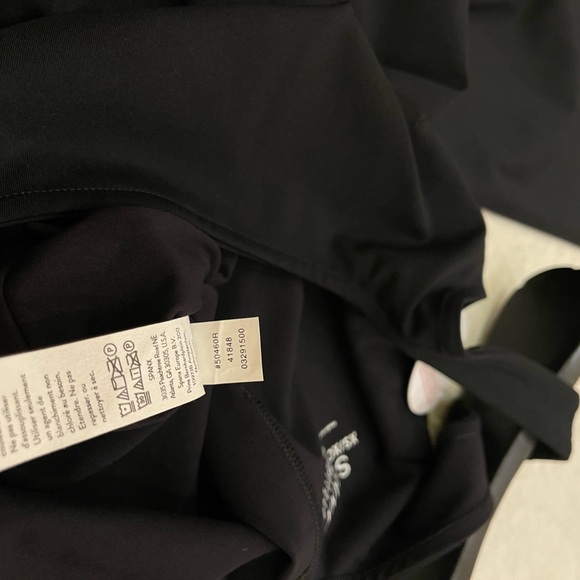 New SPANX Booty Boost Jumpsuit In Black Size XS - Picture 10 of 16